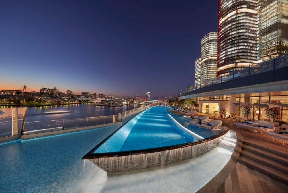 Sky-line corner suite with harbour bridge view